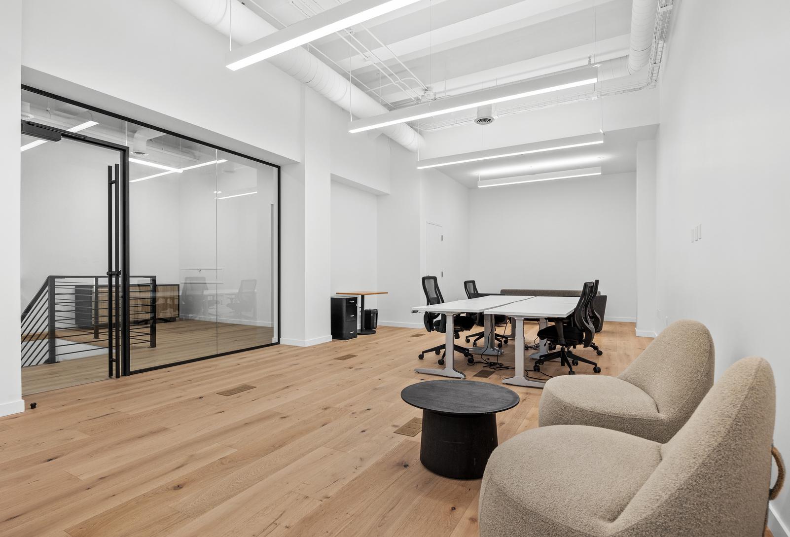 2nd floor common area atrium patio